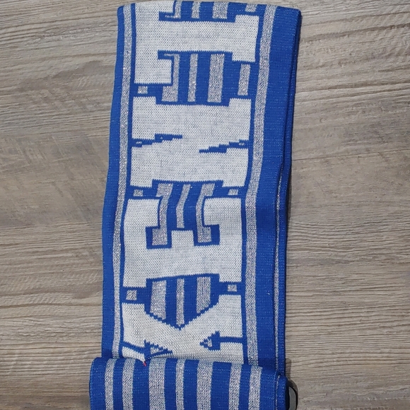 NCAA University of Kentucky Wildcats Scarf Forever Collectibles - Picture 3 of 4